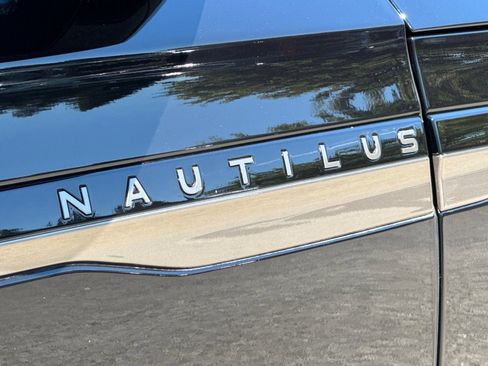 Used 2024 Lincoln Nautilus Black Label AWD/4WD image 27