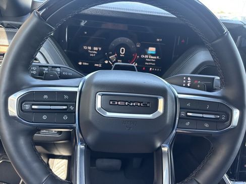 Used 2026 GMC Yukon XL Denali w/ Denali Reserve Package AWD/4WD image 32