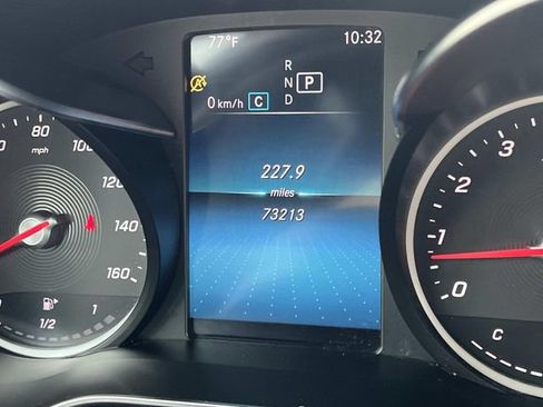 Used 2020 Mercedes-Benz GLC 300 4MATIC image 21