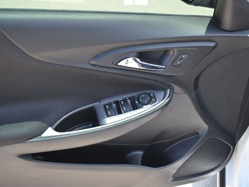 Used 2020 Chevrolet Malibu LS w/ LPO, Convenience Package 1 FWD image 19