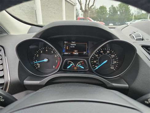 Used 2019 Ford Escape Titanium image 25