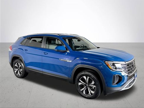 New 2025 Volkswagen Atlas Cross Sport SE image 4