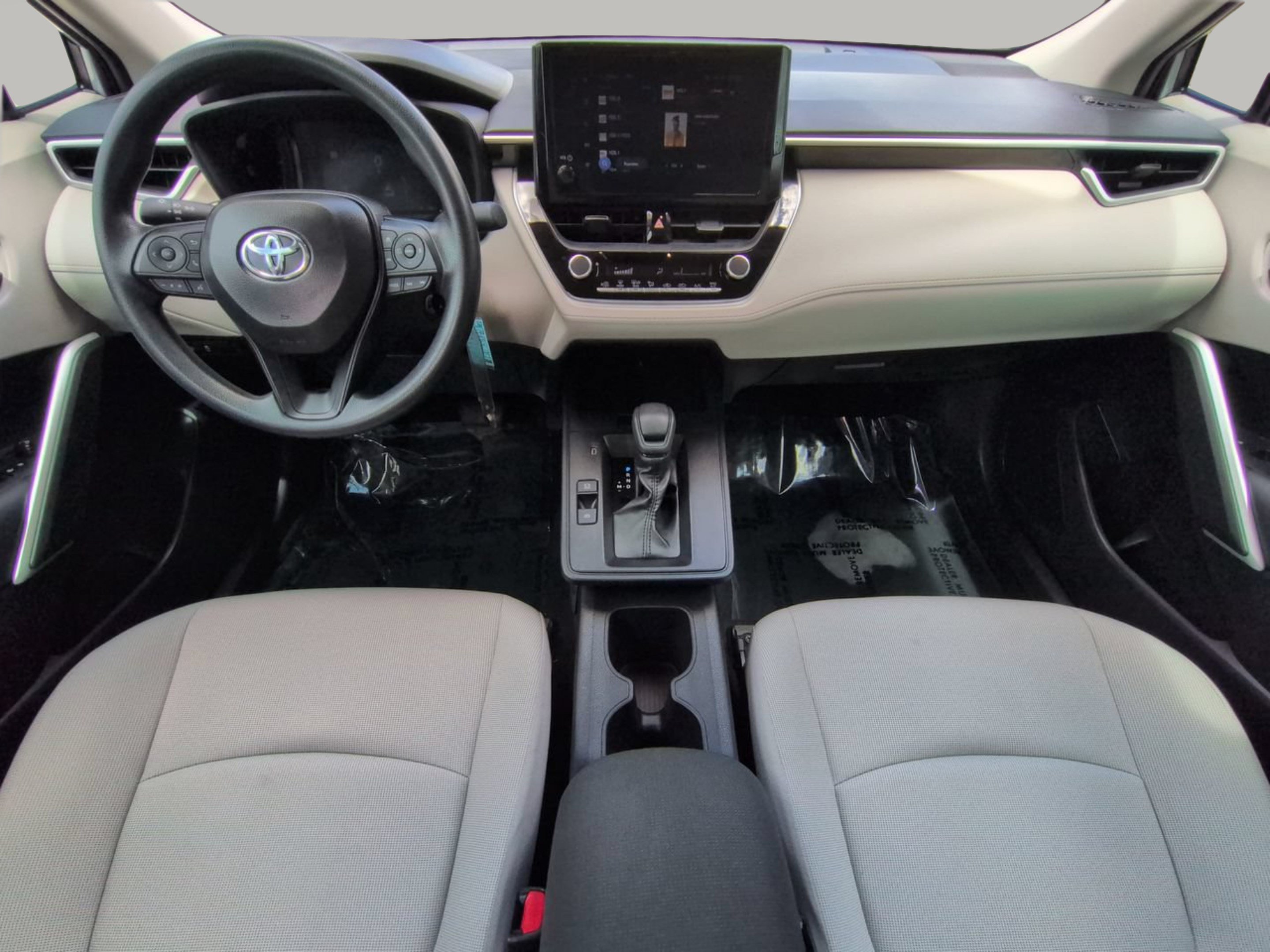 Used 2026 Toyota Corolla Cross L FWD image 4