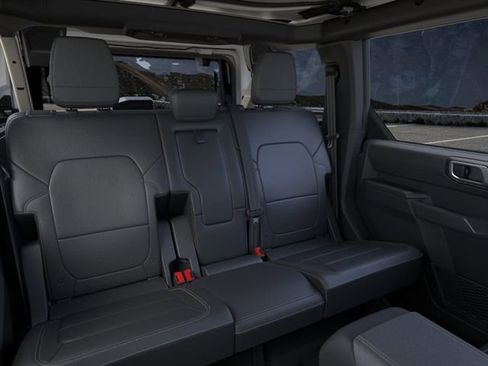 New 2026 Ford Bronco Badlands AWD/4WD image 11