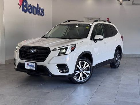 Used 2024 Subaru Forester Limited AWD/4WD image 2