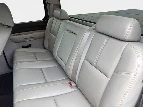 Used 2009 Chevrolet Silverado 1500 2WD Crew Cab Hybrid image 9