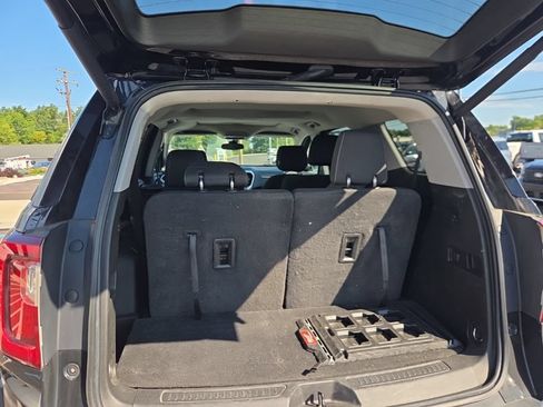Used 2022 GMC Acadia SLE w/ Driver Convenience Package AWD/4WD image 9