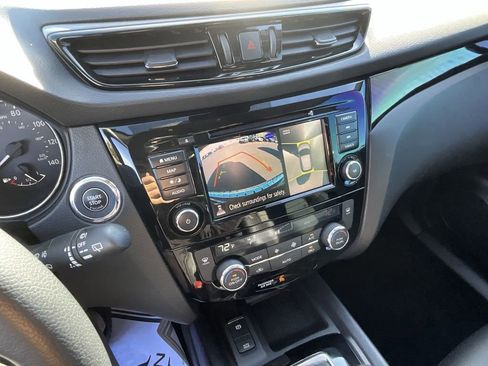 Certified 2022 Nissan Rogue Sport SL image 48