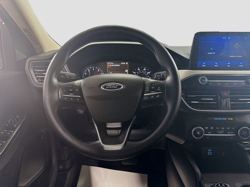 Used 2020 Ford Escape SE image 21