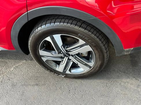 Used 2022 Kia Sorento SX w/ Panoramic Sunroof Package image 13