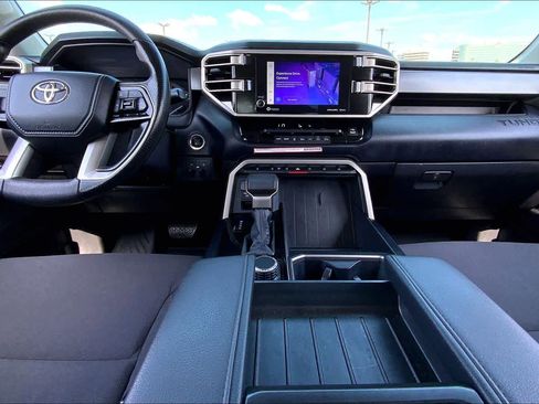Used 2022 Toyota Tundra SR5 RWD image 15