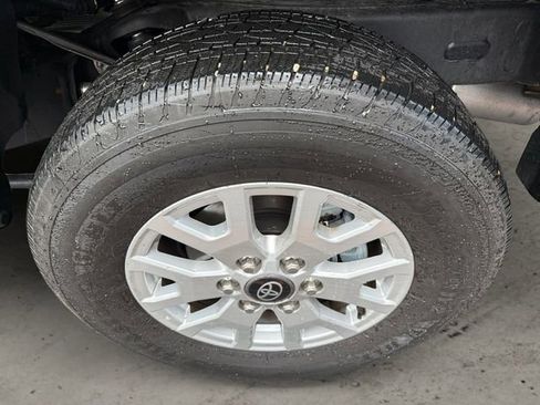 Used 2025 Toyota Tacoma SR5 image 14