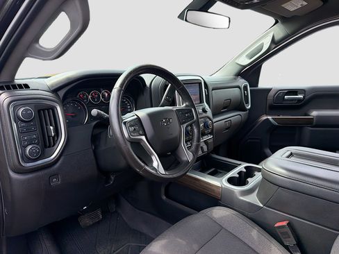 Used 2020 Chevrolet Silverado 1500 LT Trail Boss AWD/4WD image 4