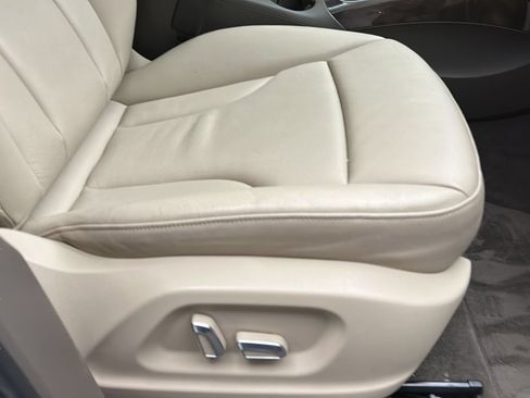 Used 2014 Audi Q5 2.0T Premium w/ Lighting Package AWD/4WD image 18