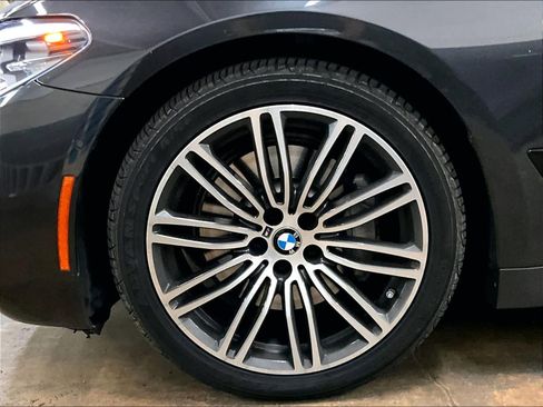 Used 2018 BMW 540i RWD image 11