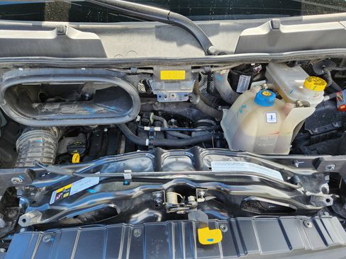 Used 2025 RAM ProMaster 2500 FWD image 25