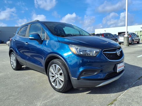 Used 2019 Buick Encore Preferred w/ Safety Package image 2