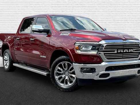 Used 2019 RAM 1500 Laramie AWD/4WD image 3