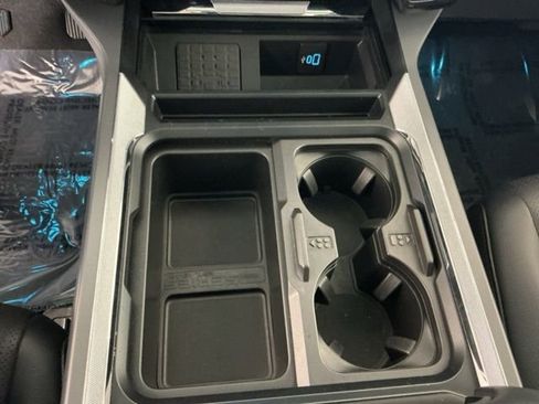 Certified 2025 Ford F450 Lariat w/ FX4 Off-Road Package AWD/4WD image 22