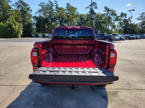 New 2026 GMC Canyon Elevation w/ Convenience Package image 7