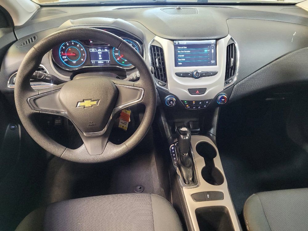 Used 2018 Chevrolet Cruze LS FWD image 22