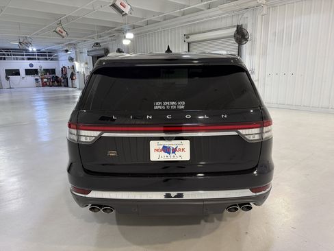 Used 2023 Lincoln Aviator Reserve w/ Equipment Group 201A image 4