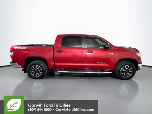 Used 2017 Toyota Tundra SR5 AWD/4WD image 16