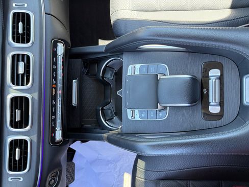 Used 2020 Mercedes-Benz GLS 450 4MATIC image 15