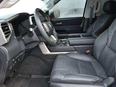 Used 2024 Toyota Tundra Limited image 10