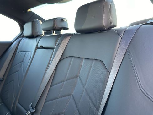 Certified 2025 BMW i5 xDrive40 w/ M Sport Package image 30