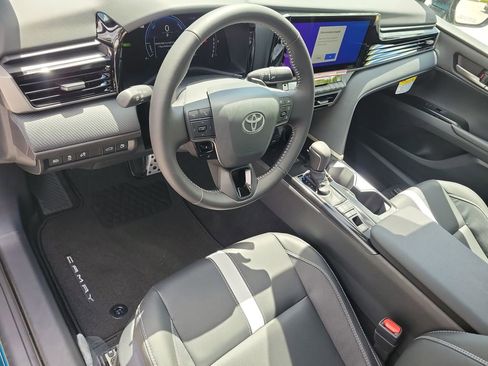 New 2026 Toyota Camry SE w/ Multimedia Upgrade Package FWD image 7