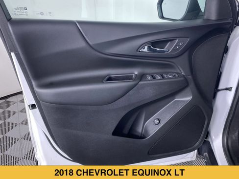 Certified 2018 Chevrolet Equinox LT FWD image 11