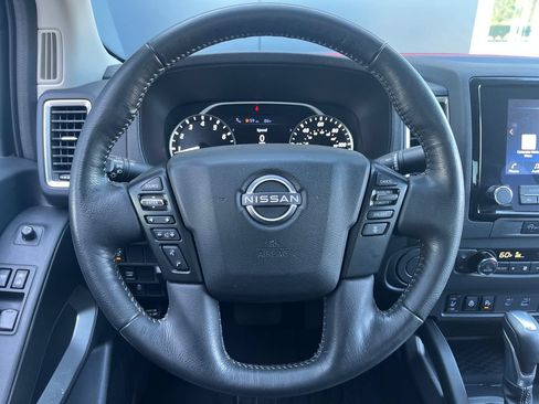 Certified 2024 Nissan Frontier SV w/ SV Convenience Package RWD image 18
