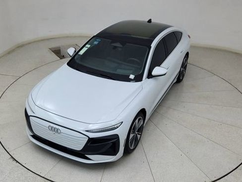 Used 2025 Audi A6 e-tron Premium Plus w/ Premium Plus image 76