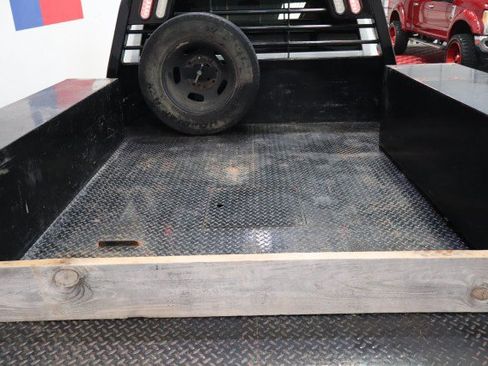 Used 2022 RAM 3500 Tradesman w/ Chrome Appearance Group AWD/4WD image 40
