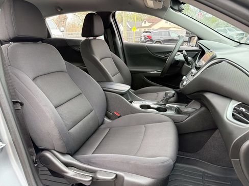 Used 2023 Chevrolet Malibu LT FWD image 24