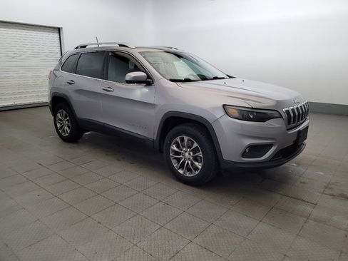 Used 2019 Jeep Cherokee Latitude Plus AWD/4WD image 11