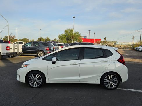 Used 2015 Honda Fit EX image 2