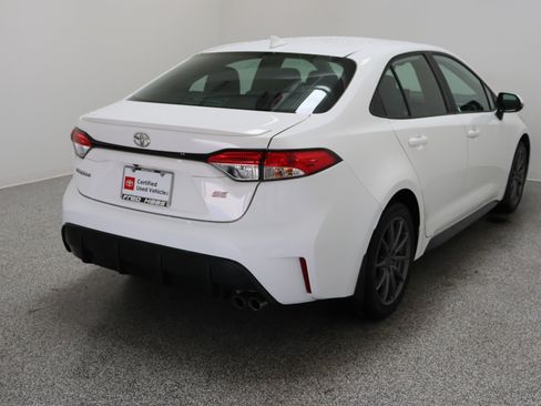Certified 2023 Toyota Corolla SE FWD image 7