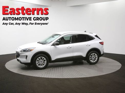 Used 2022 Ford Escape SE w/ Cold Weather Package image 57