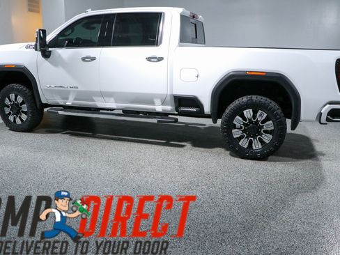 Used 2024 GMC Sierra 2500 Denali w/ Denali Reserve Package AWD/4WD image 10