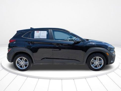 Used 2023 Hyundai Kona SE w/ Cargo Package AWD/4WD image 3
