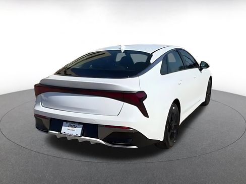 Used 2025 Kia K5 LXS image 9