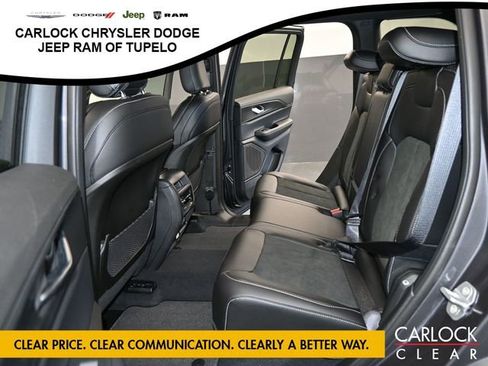 New 2025 Jeep Grand Cherokee Altitude image 29