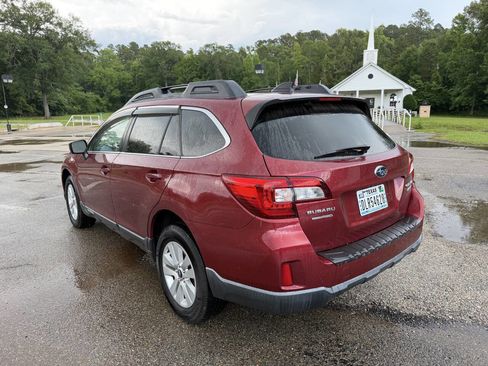 Used 2017 Subaru Outback 2.5i Premium AWD/4WD image 17
