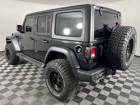 Used 2025 Jeep Wrangler Sport S image 10