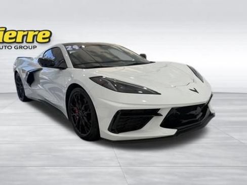 Used 2024 Chevrolet Corvette Stingray Premium Cpe w/ Z51 Performance Package RWD image 7