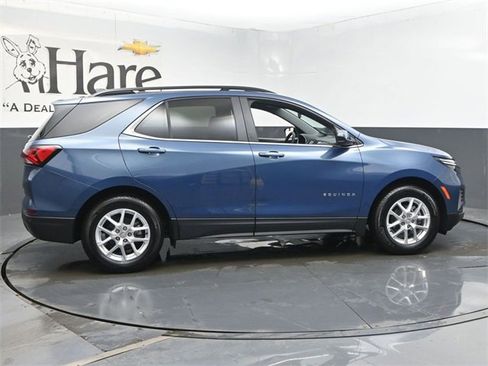 Used 2024 Chevrolet Equinox LT image 36
