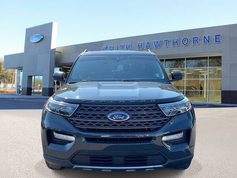Used 2022 Ford Explorer XLT w/ Equipment Group 202A RWD image 2