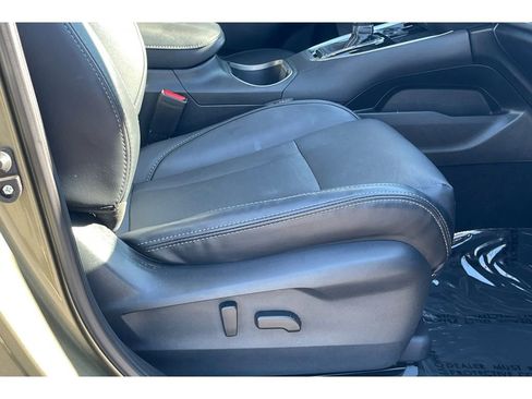 Used 2025 Subaru Outback Limited image 22